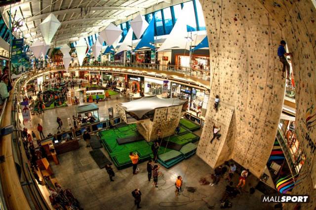 A parede de escalada do Mall Sport !