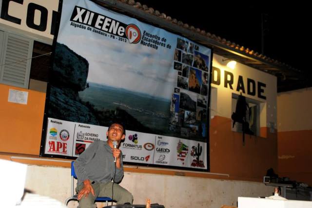 544189_631850243525048_998376866_n