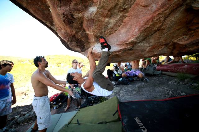 Se liga na segue ae Neudson Foto: Henrique Bastos