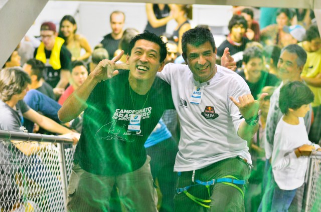 Eu e o Chico segurando o publico! Foto: Alexandre Cardoso